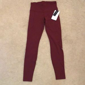 New with tags Lululemon Cadence Crusher leggings